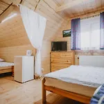 Lodge I Utadka - Obok Term