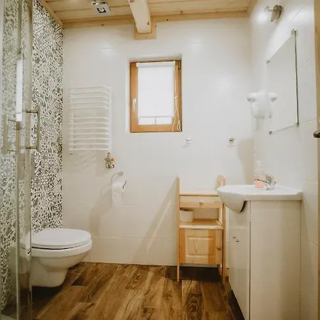 I Utadka - Obok Term Lodge