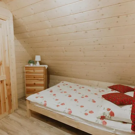 Lodge I Utadka - Obok Term