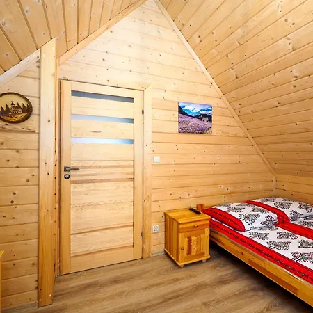 Lodge I Utadka - Obok Term