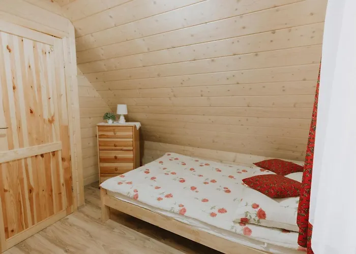 Lodge I Utadka - Obok Term