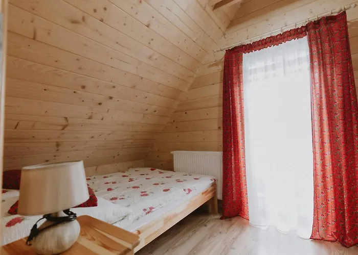 Lodge I Utadka - Obok Term *